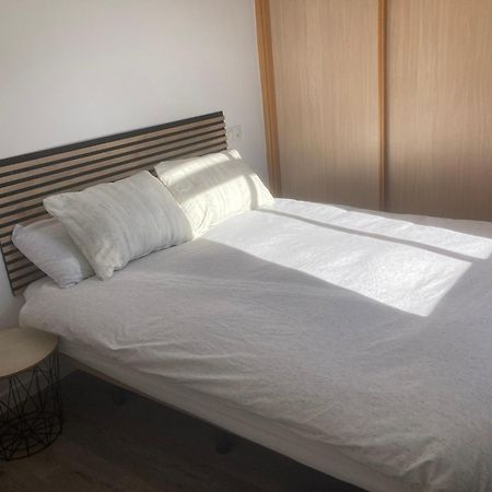Apart En Fuengirola Lägenhet Exteriör bild