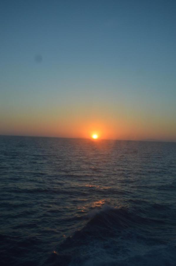 Apart En Fuengirola Lägenhet Exteriör bild